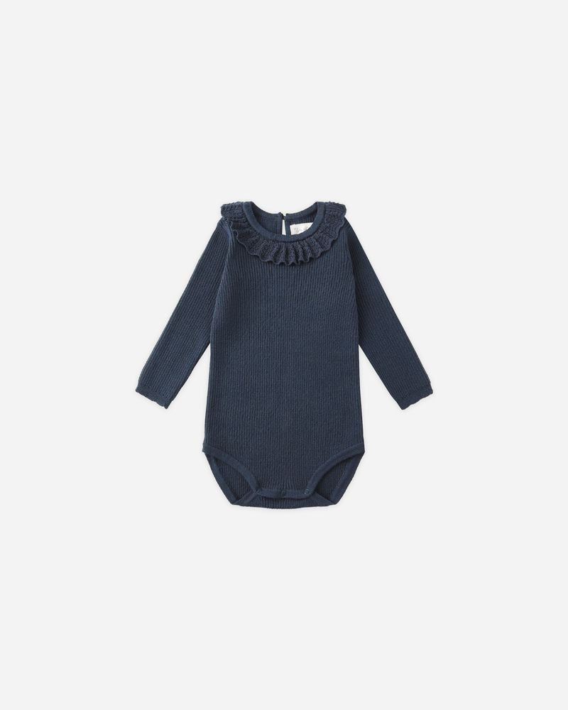 RUFFLE COLLAR BODYSUIT || BURGUNDY