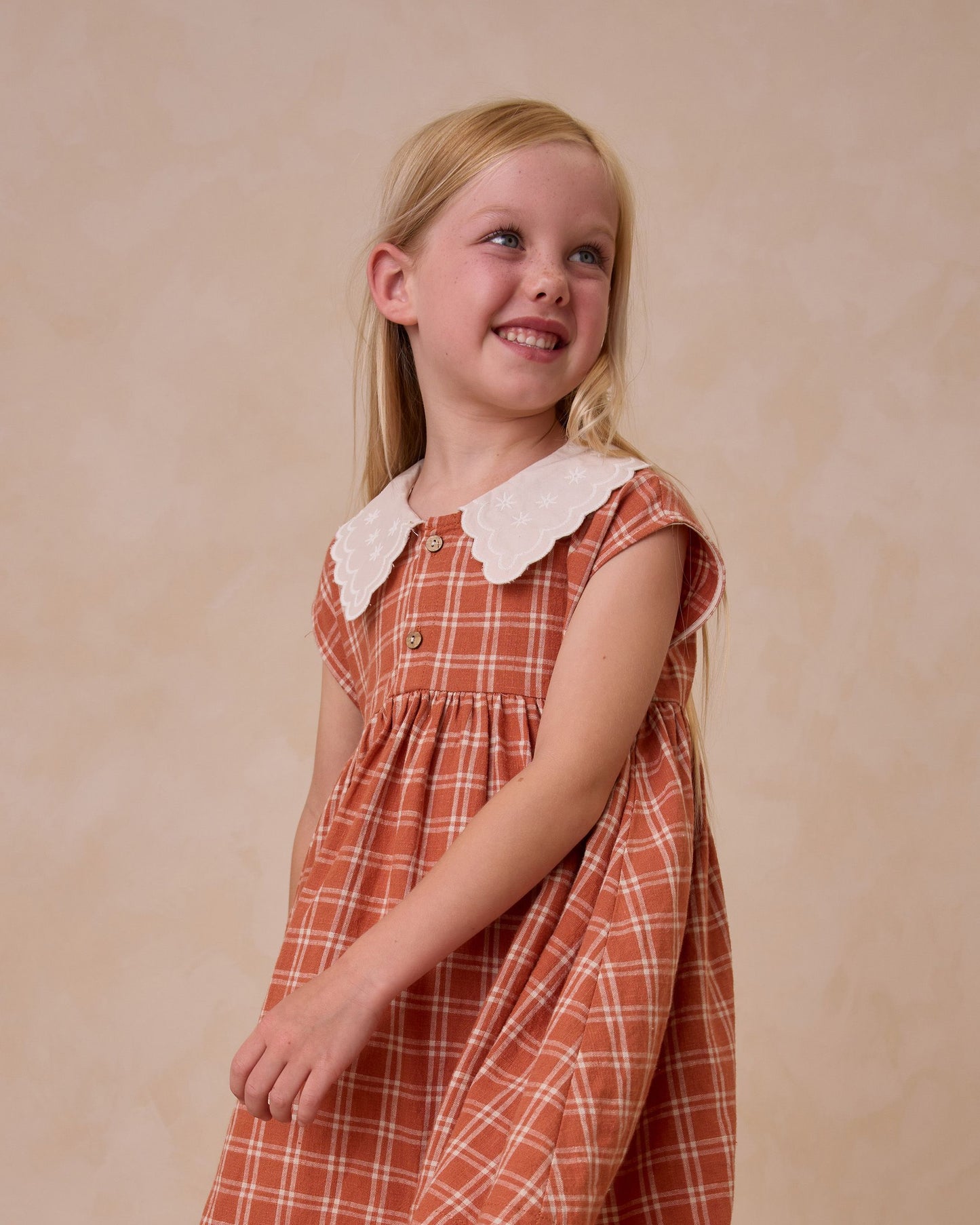 COLLARED BABYDOLL DRESS || POPPY CHECK