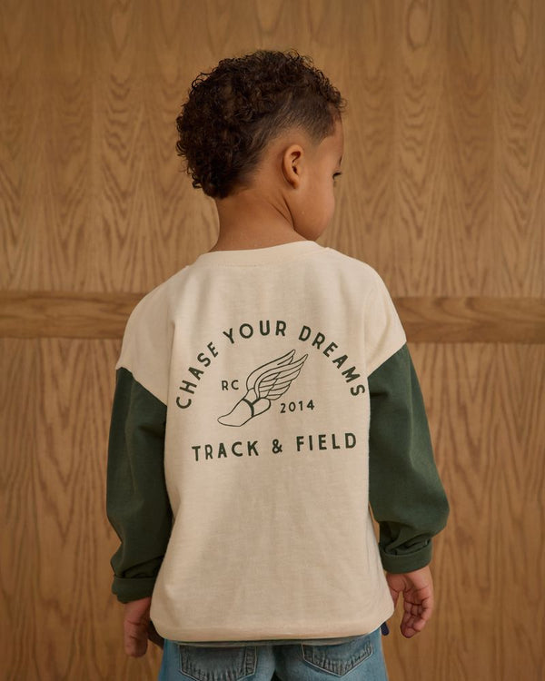 RELAXED LONG SLEEVE HENLEY || CHASE YOUR DREAMS