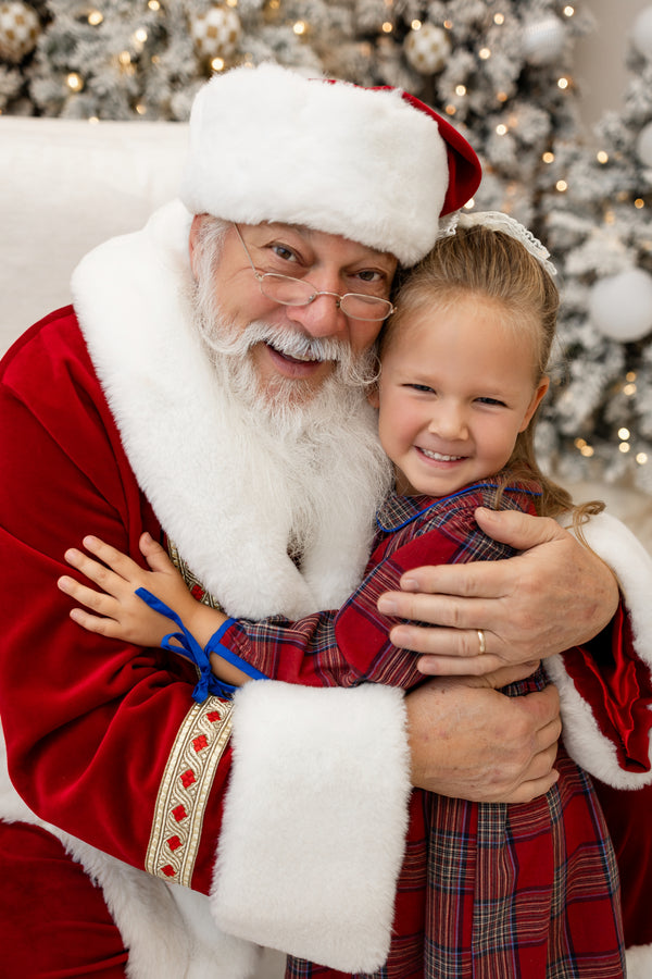 Santa Claus Pictures November 5, 2025