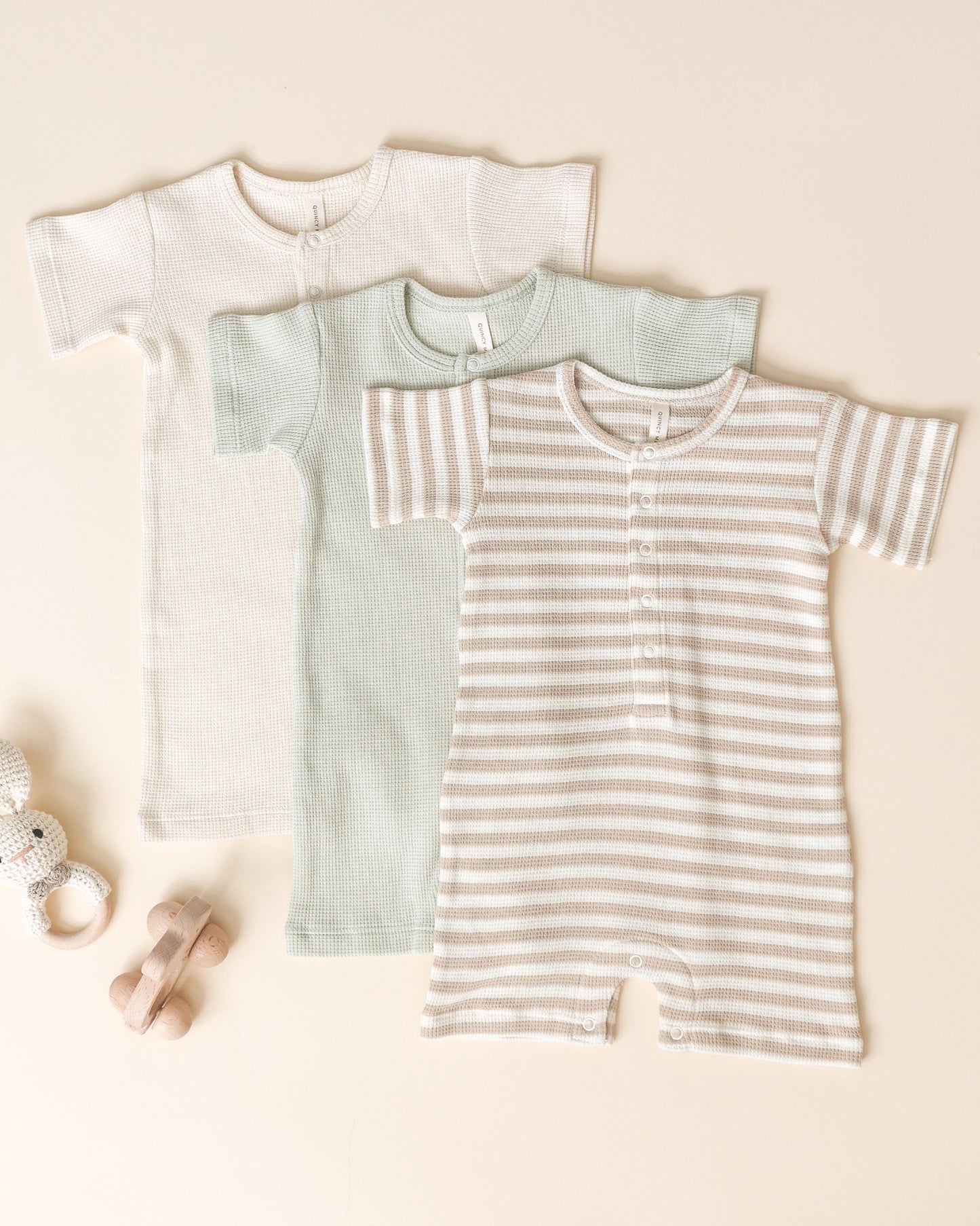 WAFFLE SNAP ROMPER || OAT STRIPE