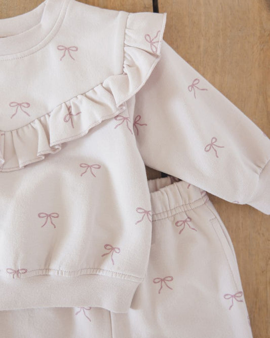 RUFFLE FLEECE SWEATSHIRT || BOWS
