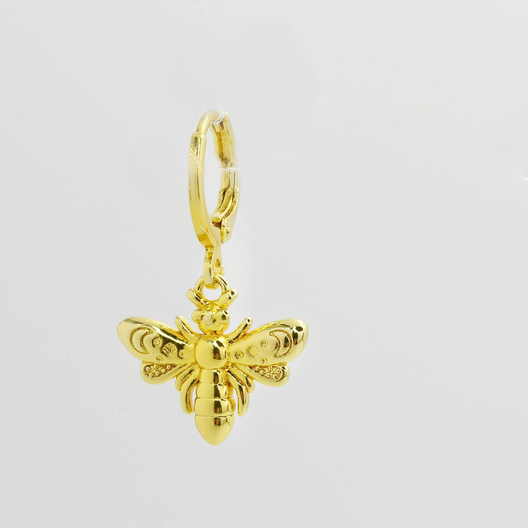 Little Bee Charm