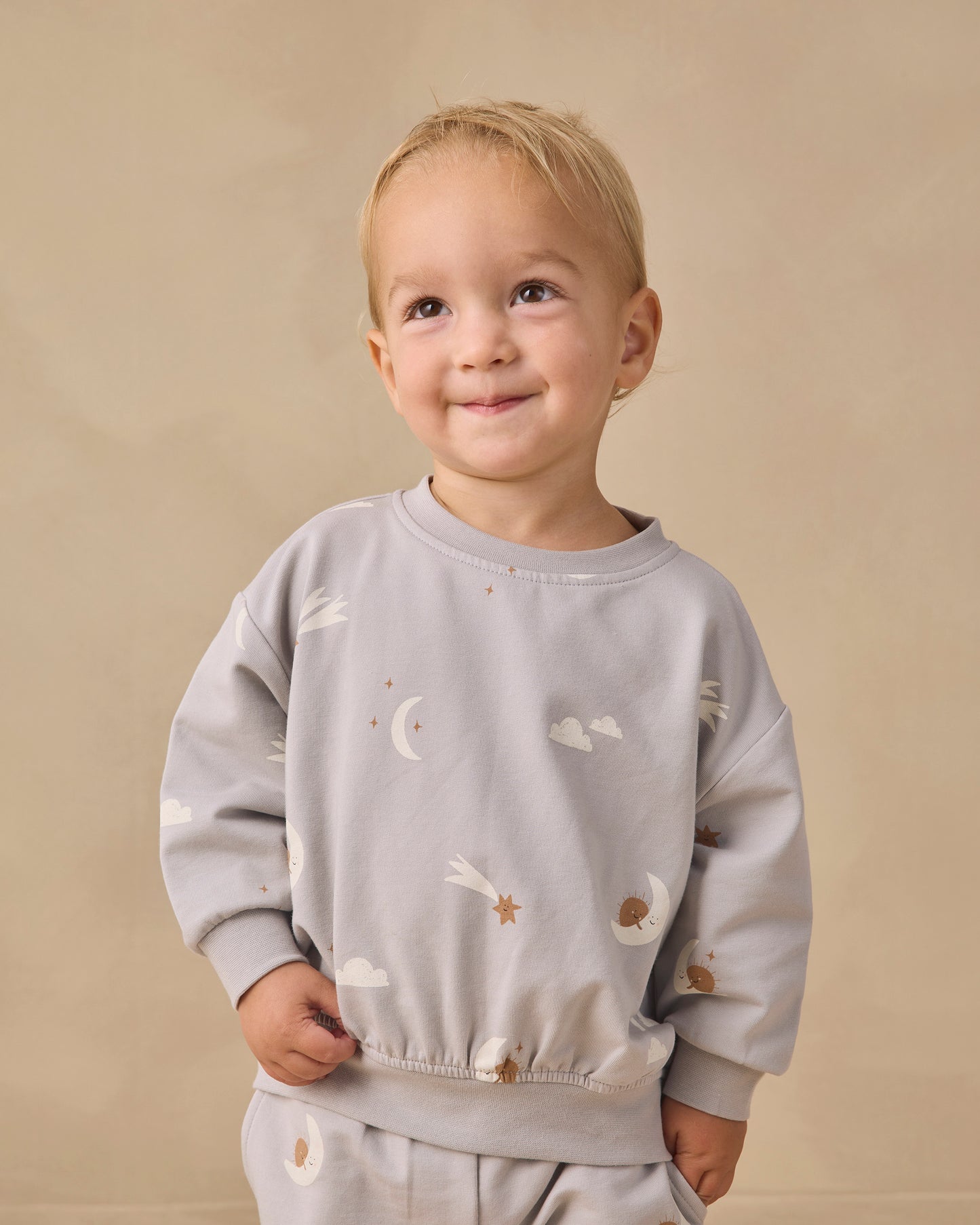 RELAXED SWEATSHIRT || SKY FRIENDS