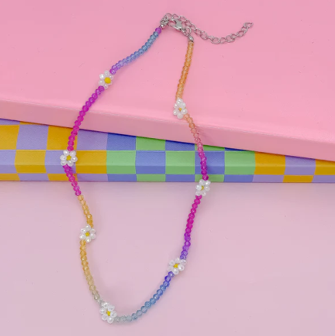 Daisy Glow Beaded Necklace