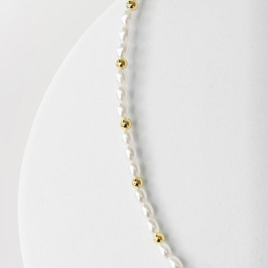 Dainty Pearl Chocker