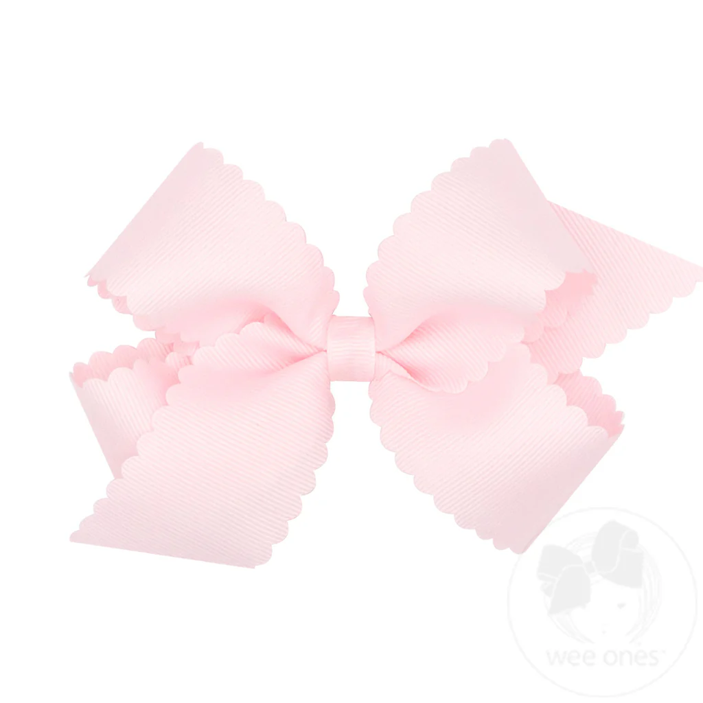 Medium Grosgrain Hair Bow with Scalloped Edge | Powder Pink