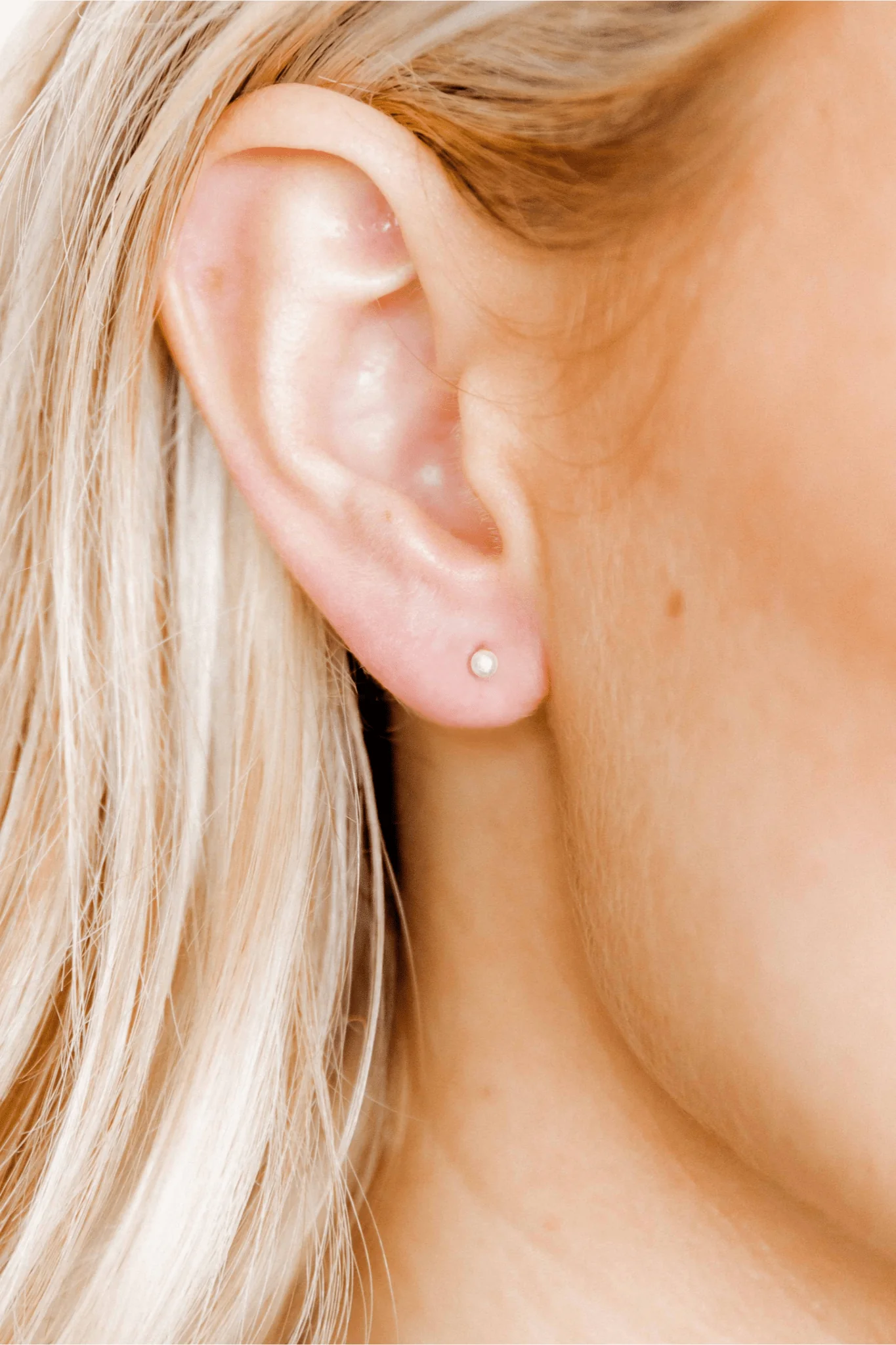 Screwback Stud Earrings | Payton Pearl
