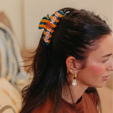 Mother Oversized Claw Clip | Cool Mom