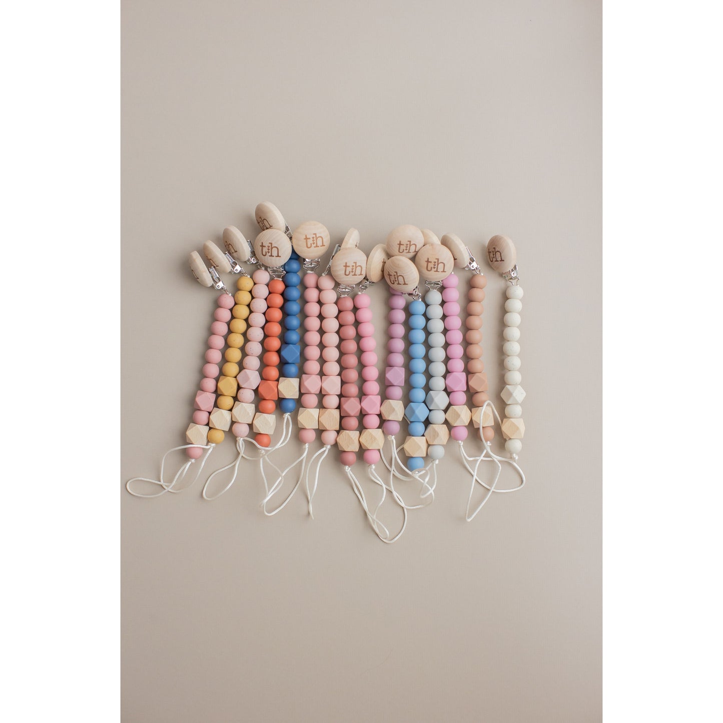 Jolie Pacifier Toy Clip