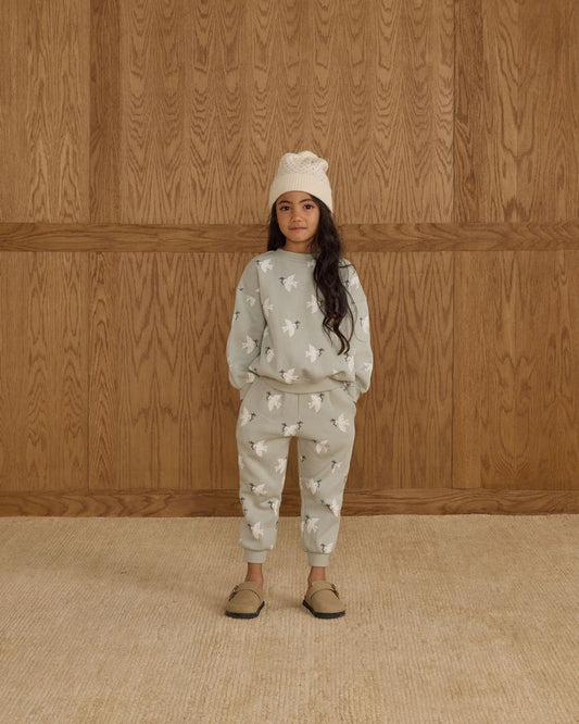 RELAXED SWEATSHIRT || DOVES