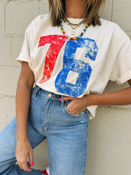 '76 Boxy Graphic Tee