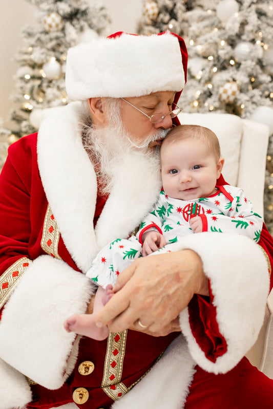 Santa Claus Pictures November 5, 2025