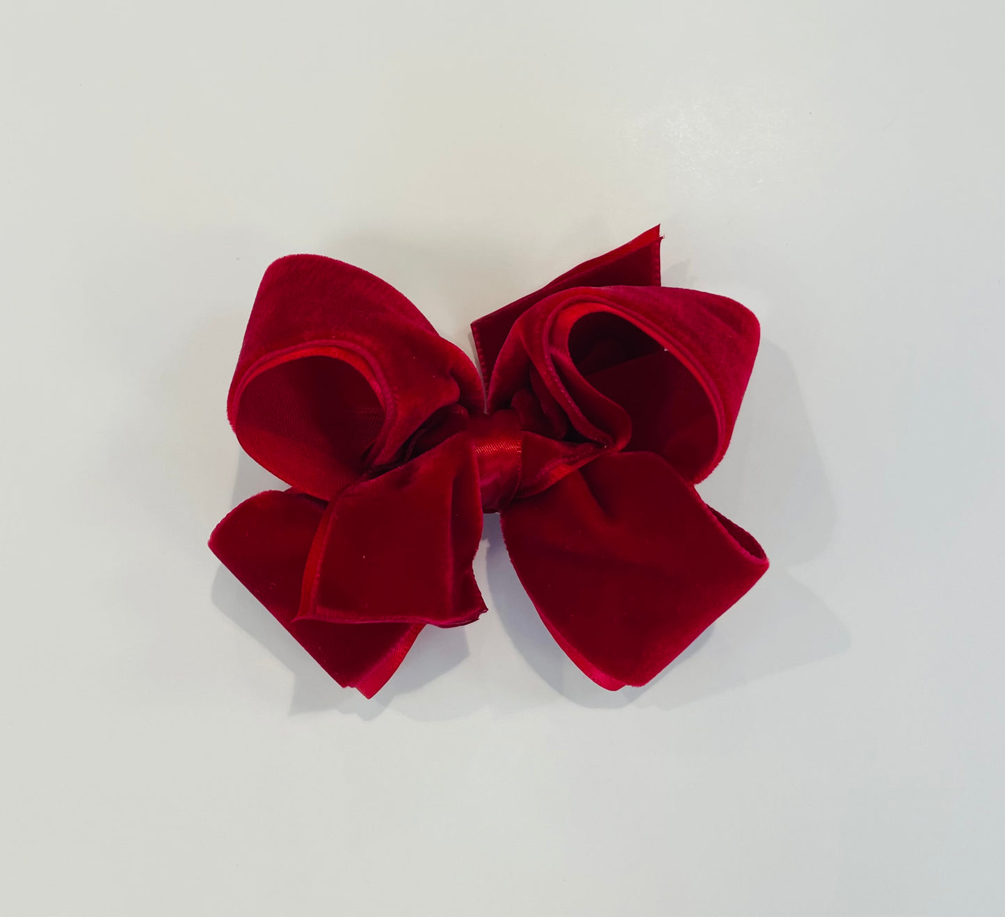 Small King Velvet Basic Bow | Cranberry