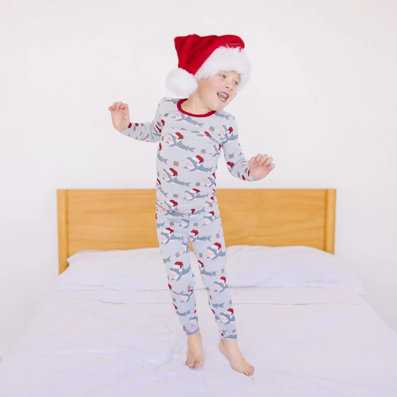 Print Long Sleeve Pajama Set | Illusion Blue Holiday Sharks