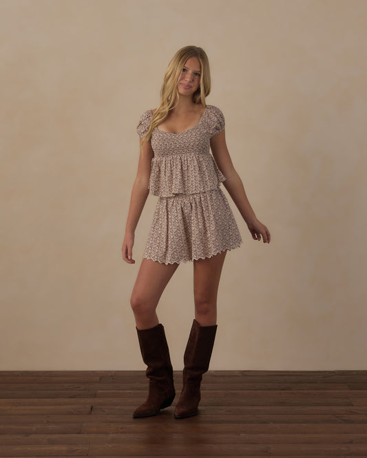 TEEN SMOCKED V MINI SKIRT || PRIMROSE