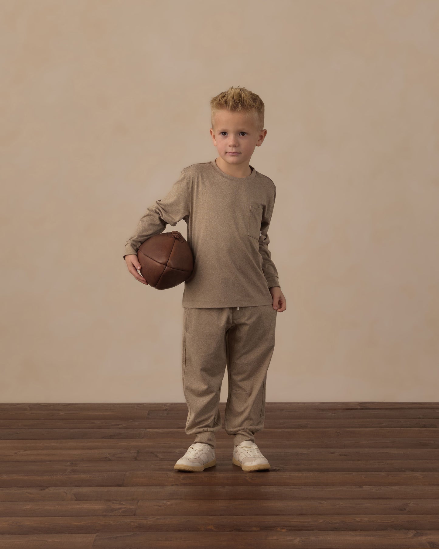 LONG SLEEVE POCKET TEE || HEATHERED OLIVE