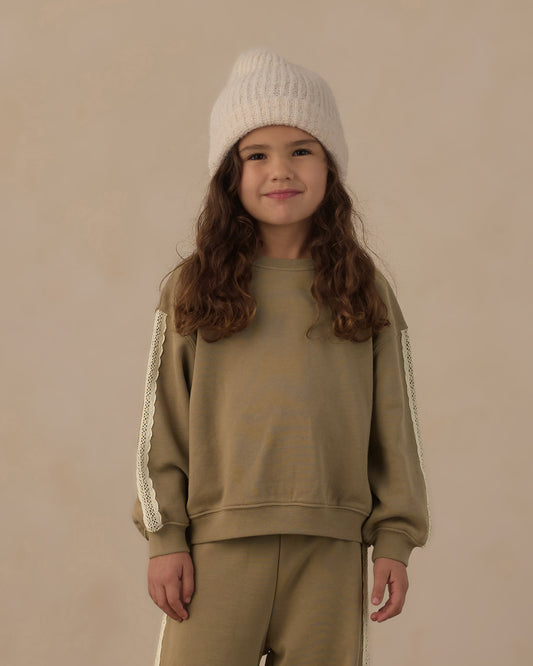 OVERSIZED SWEATSHIRT || OLIVE