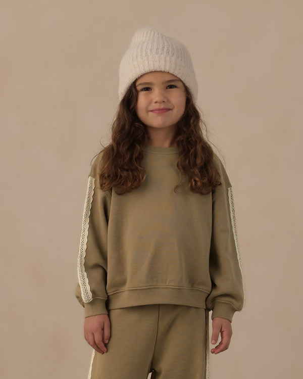OVERSIZED SWEATSHIRT || OLIVE
