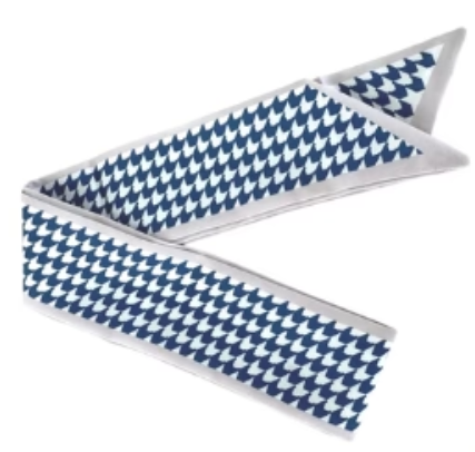 So Trendy Scarf Charm Necklace | Navy Houndstooth