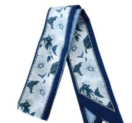 So Trendy Scarf Necklace | White Flowers