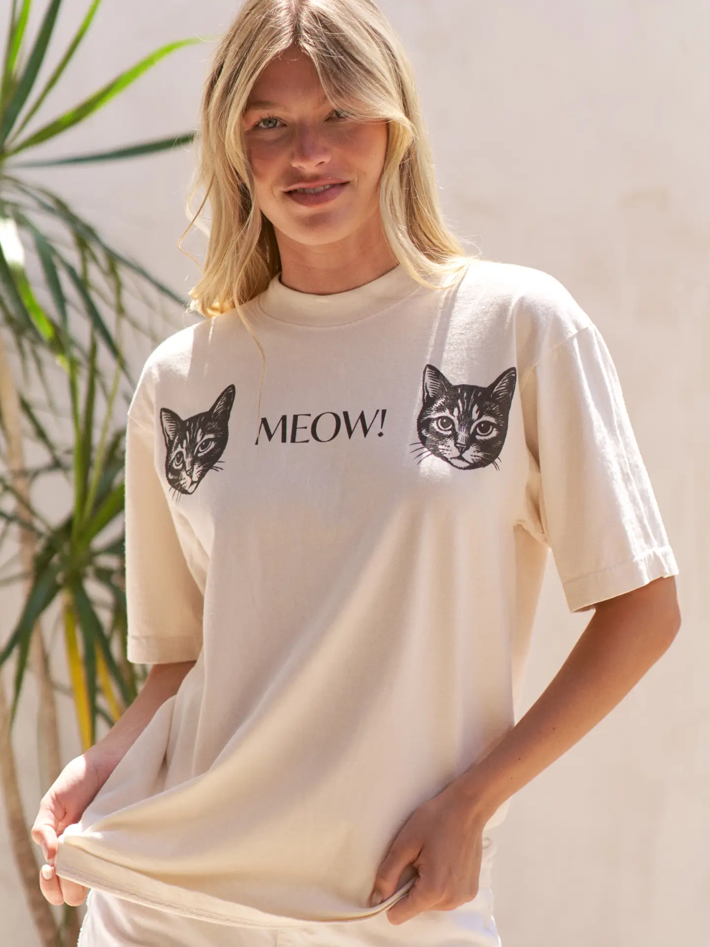 Two Cat Meow Graphic Tee