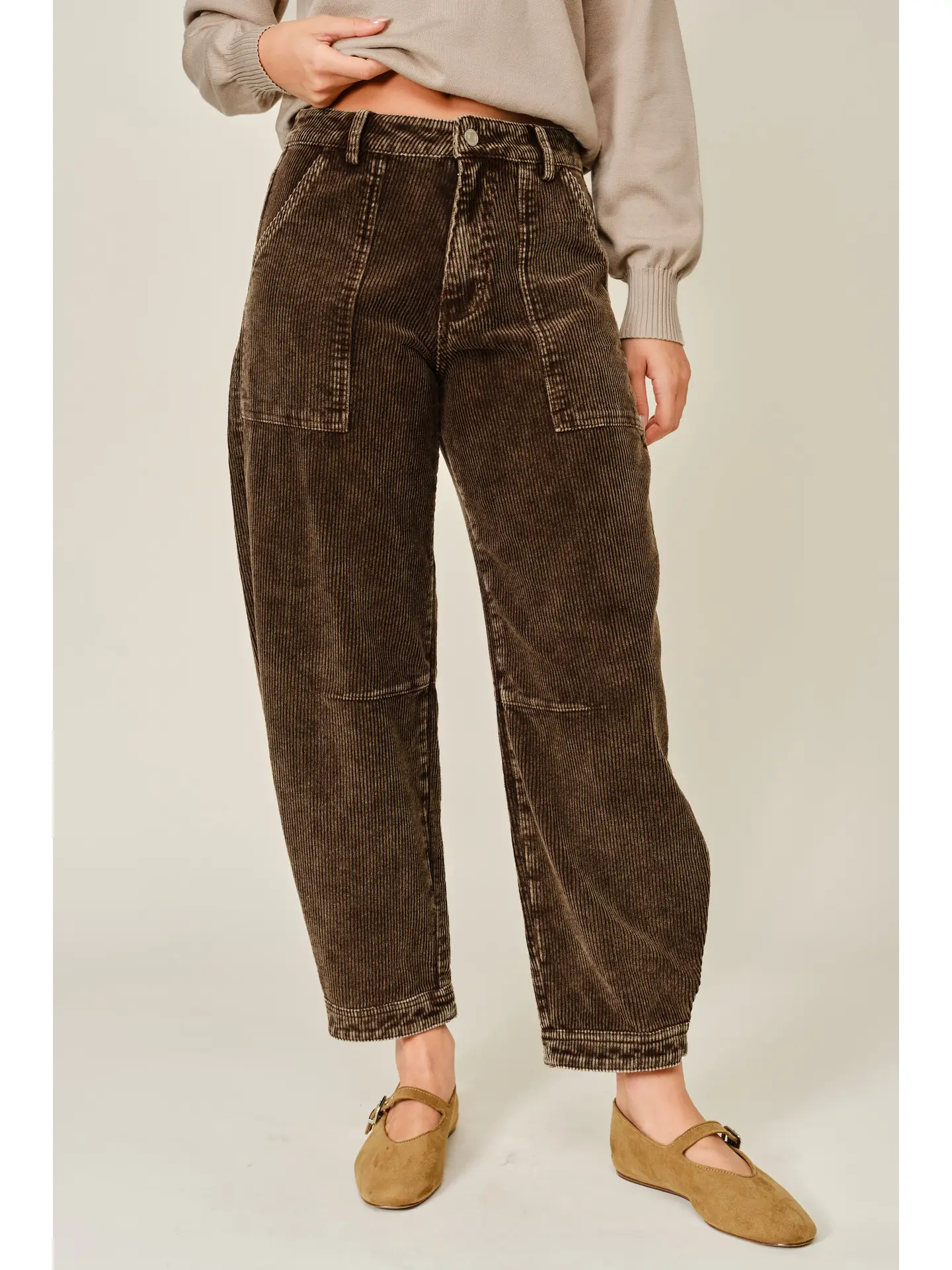 Corduroy Relax Fit Barrel Pants | Brown