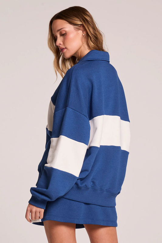 Curtsied Quarter Zip