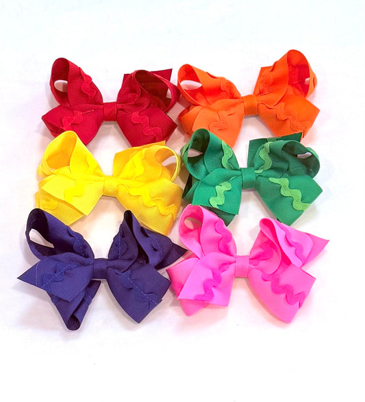 Medium Grosgrain Bow with Ric Rac Center | Assorted Colors
